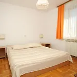 With A Parking Space Apartman