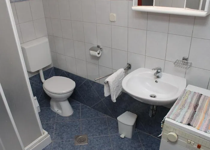 With A Parking Space Appartement *
